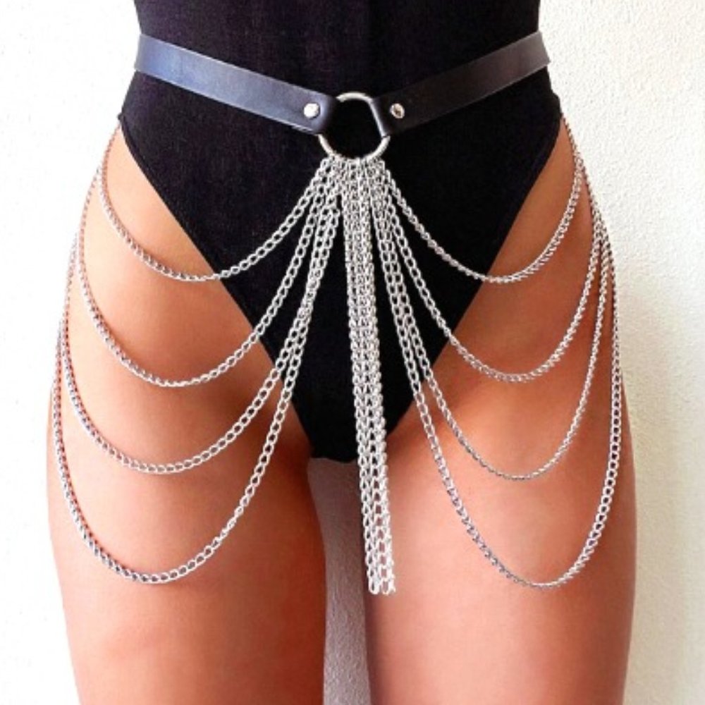 NWT, GOTH ROCKER DRAPING CHAIN BELT.